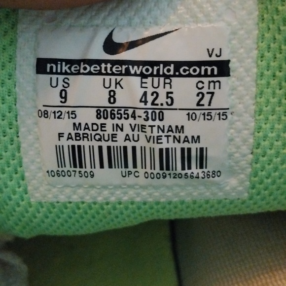 Track shoes - Picture 3 of 4